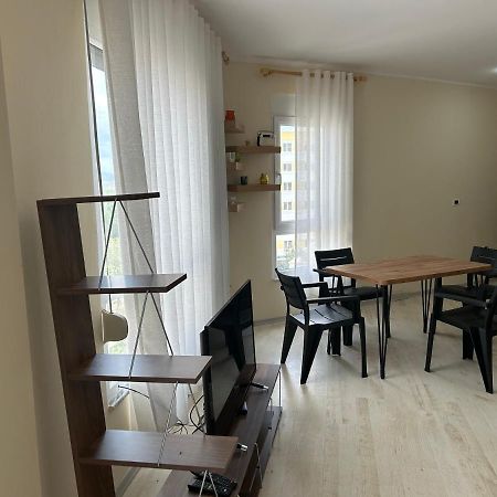 Apartment In Qerret โกเลม ภายนอก รูปภาพ