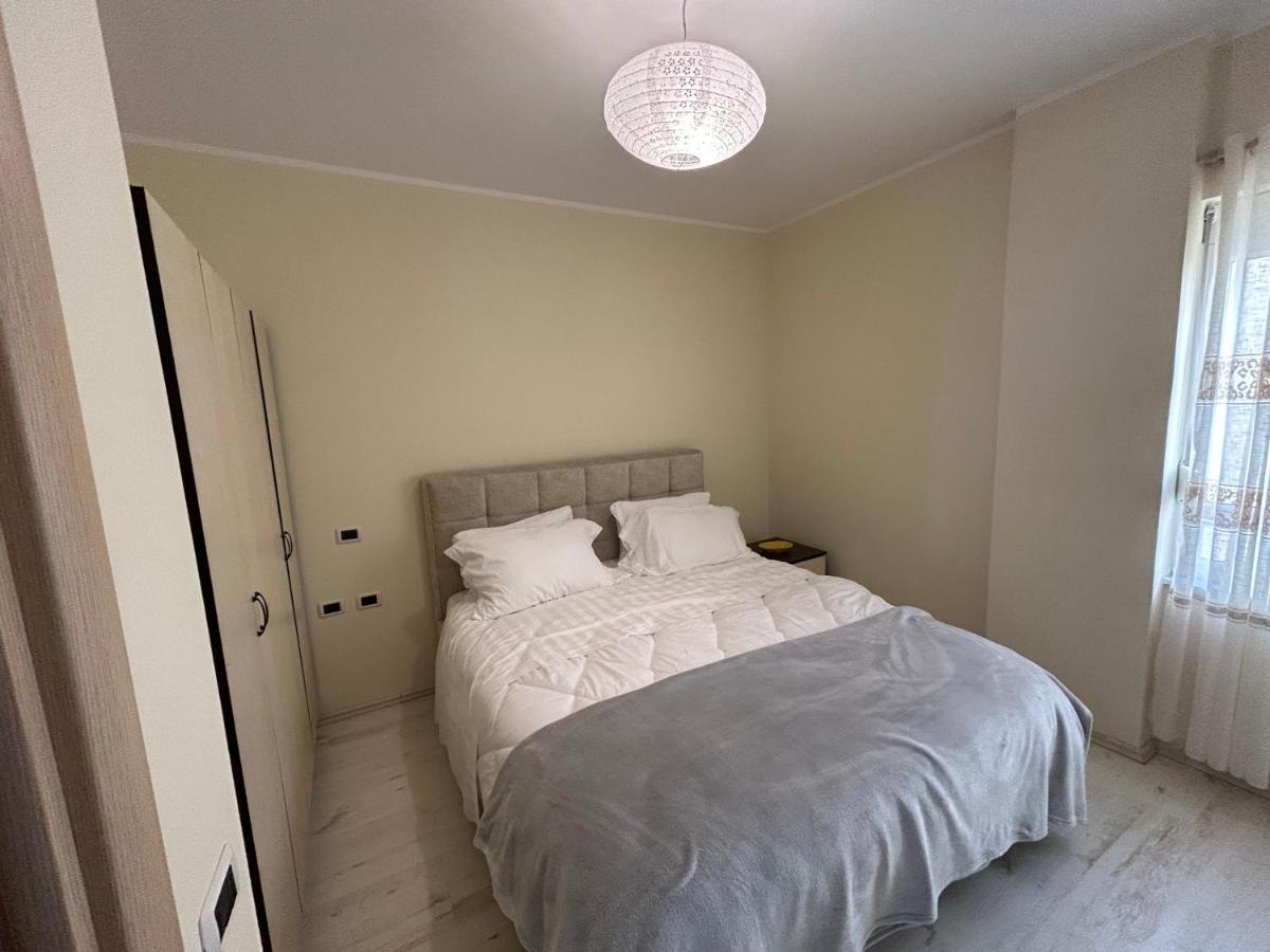 Apartment In Qerret โกเลม ภายนอก รูปภาพ