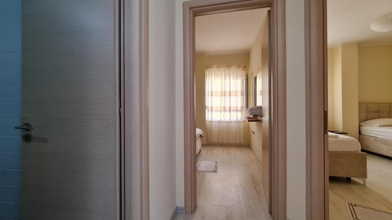 Apartment In Qerret โกเลม ภายนอก รูปภาพ